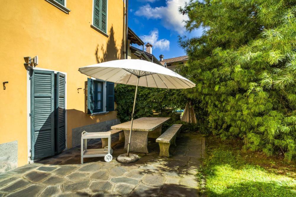 Residenza Al Lago San Maurizio D'opaglio Exterior photo